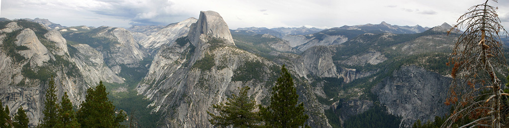 Yosemite Valley.jpg